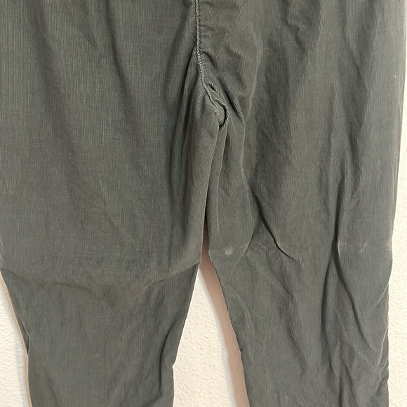 Da Nang Capris - Picture 5 of 8